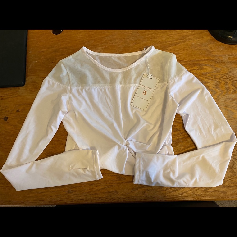 Buffbunny knotty top